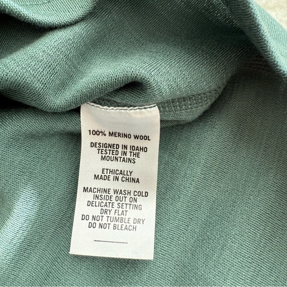 Wild Rye Hailey Half Zip Green Long Sleeve Women's Top, 100% Merino Wool, Size 4 - Picture 7 of 8